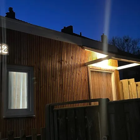 Apartman Wangwang House *