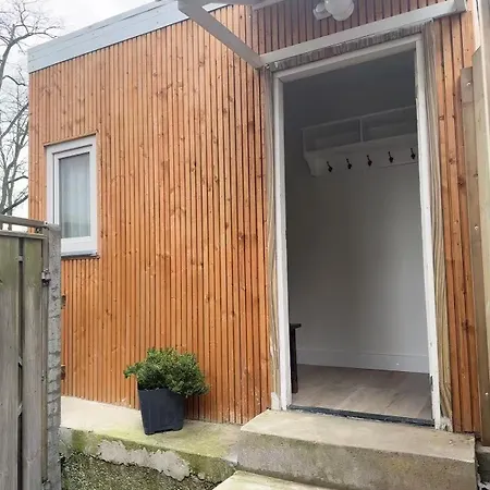 Wangwang House * هيلين